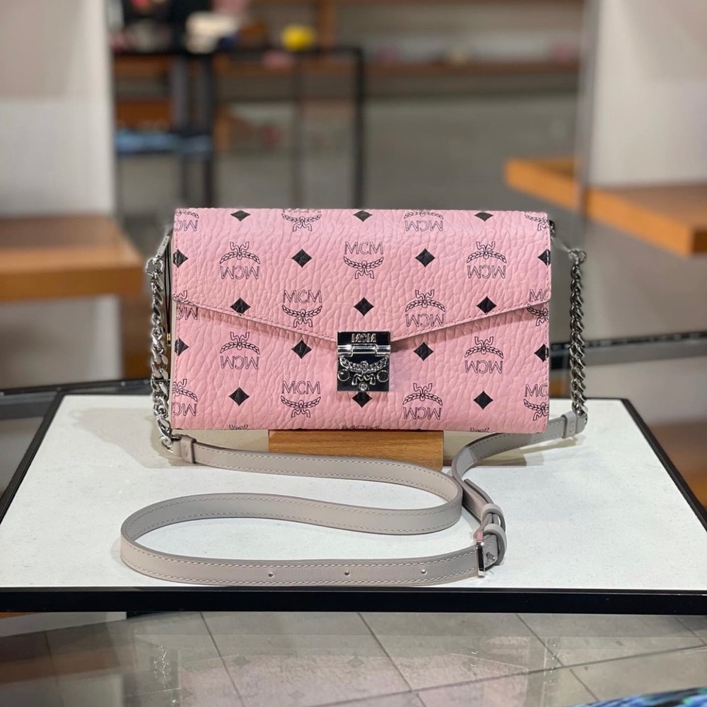 No offer accepted! medium mille crossbody bag soft pink color $750+ tax